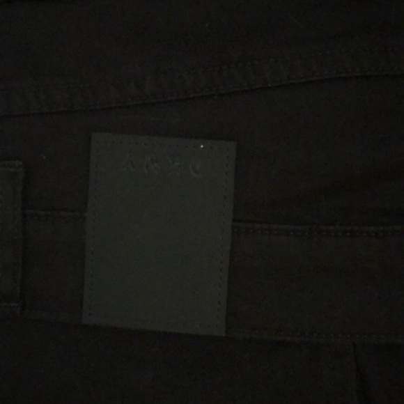 DKNY Pants - Picture 7 of 7